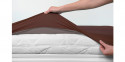 color:Marron